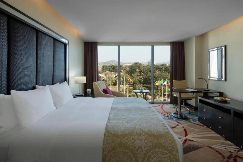 Pearl Of Africa Hotel Kampala Bagian luar foto